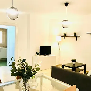 charming-apartment-in-the-old-town-with-pool.es-andalucia.com/